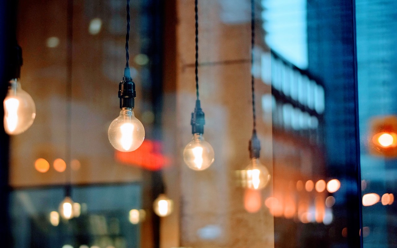 LED vs. hagyományos világítás: előnyök és hátrányok