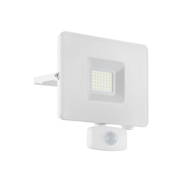 Halogén reflektor FAEDO 3 33158 1x30W 2750LM IP44 a Eglo-tól